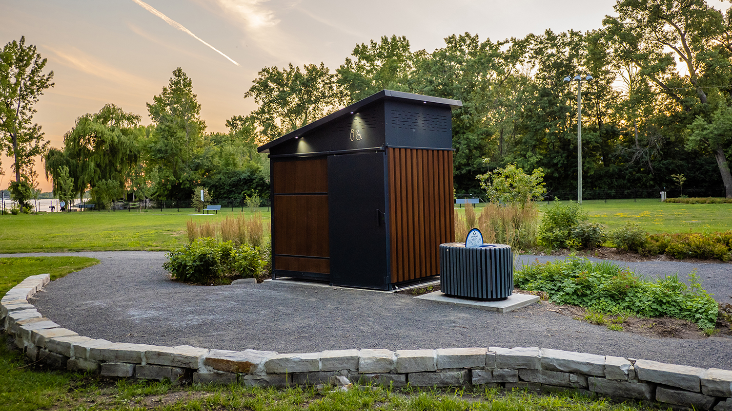 Design industriel - toilette ecologique